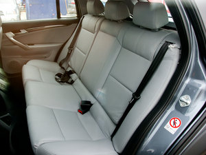 2011款2.0L 手动豪华版 空间座椅