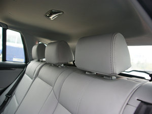 2011款2.0L 手动豪华版 空间座椅