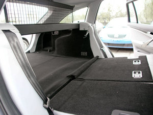 2011款2.0L 手动豪华版 空间座椅