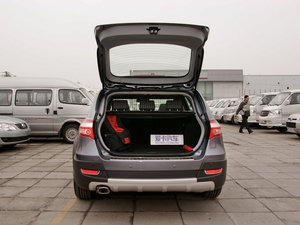 2011款2.0L 手动豪华版 空间座椅