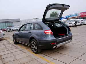 2011款2.0L 手动豪华版 空间座椅