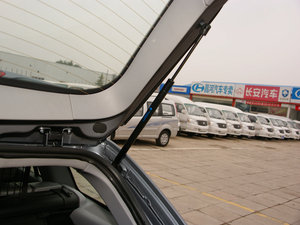 2011款2.0L 手动豪华版 空间座椅
