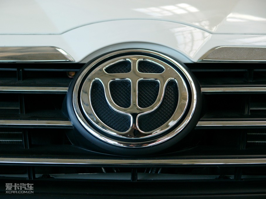 2010�����A�E��CROSS �w�� 1.5L �Ԅӕr�а�