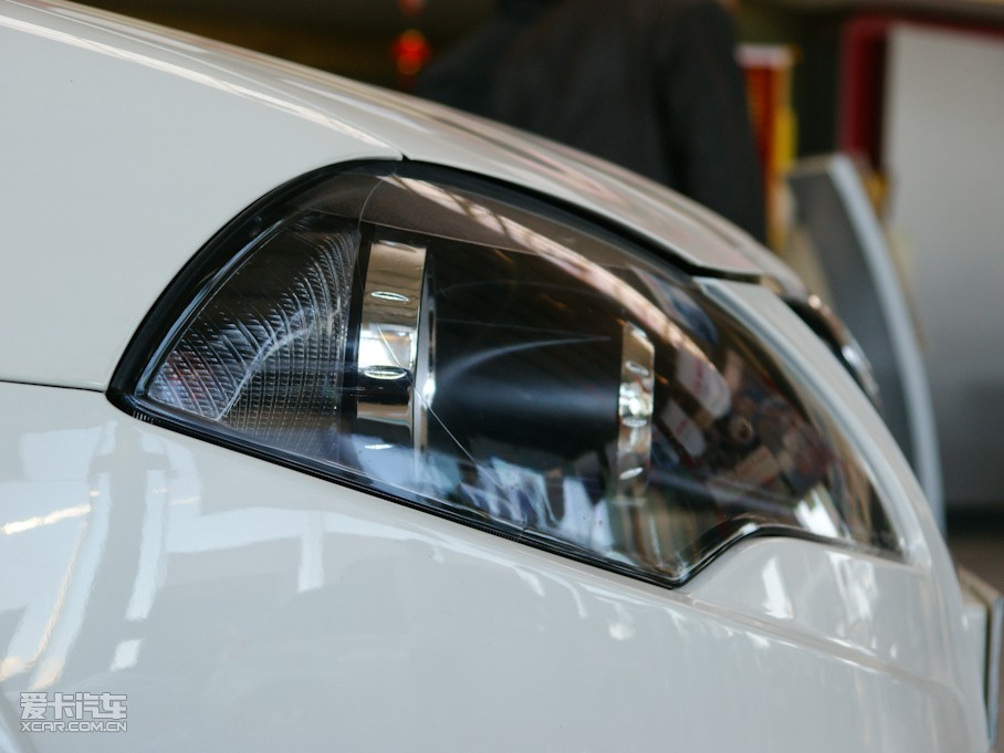 2010�����A�E��CROSS �w�� 1.5L �Ԅӕr�а�