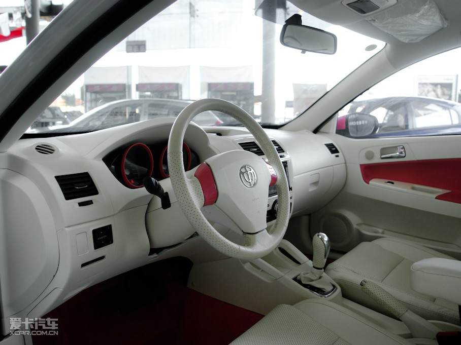 2010�����A�E��CROSS �w�� 1.5L �Ԅӕr�а�