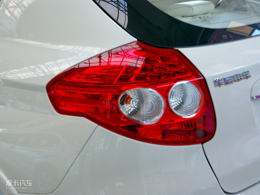 2010�����A�E��CROSS �w�� 1.5L �Ԅӕr�а�