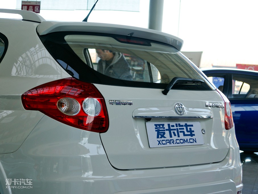 2010�����A�E��CROSS �w�� 1.5L �Ԅӕr�а�