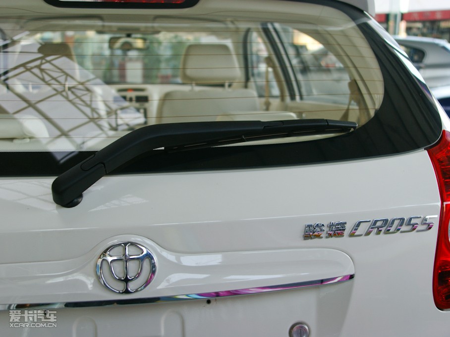 2010�����A�E��CROSS �w�� 1.5L �Ԅӕr�а�