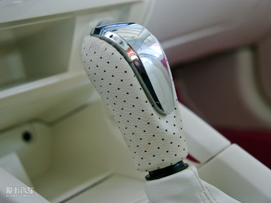 2010�����A�E��CROSS �w�� 1.5L �Ԅӕr�а�