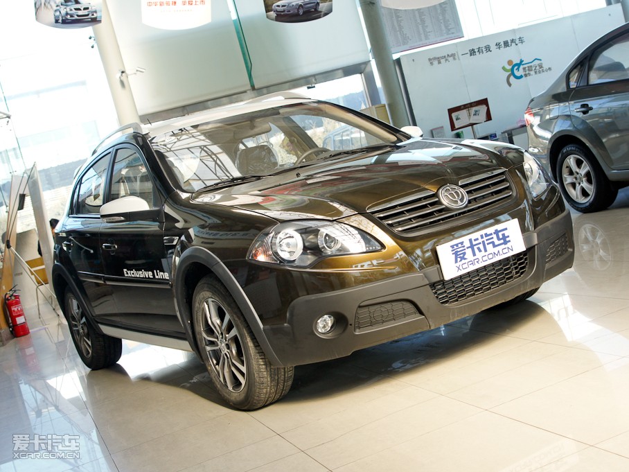 2010�����A�E��CROSS �w�� 1.5L �Ԅ����F��