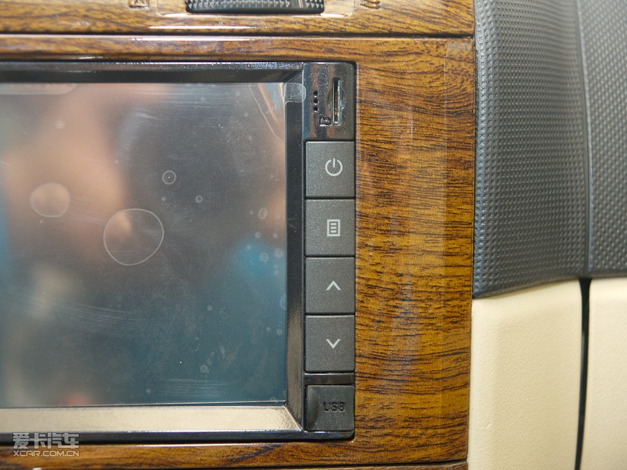 2010AECROSS w 1.5L ԄF