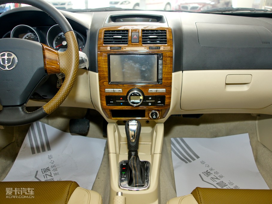 2010AECROSS w 1.5L ԄF