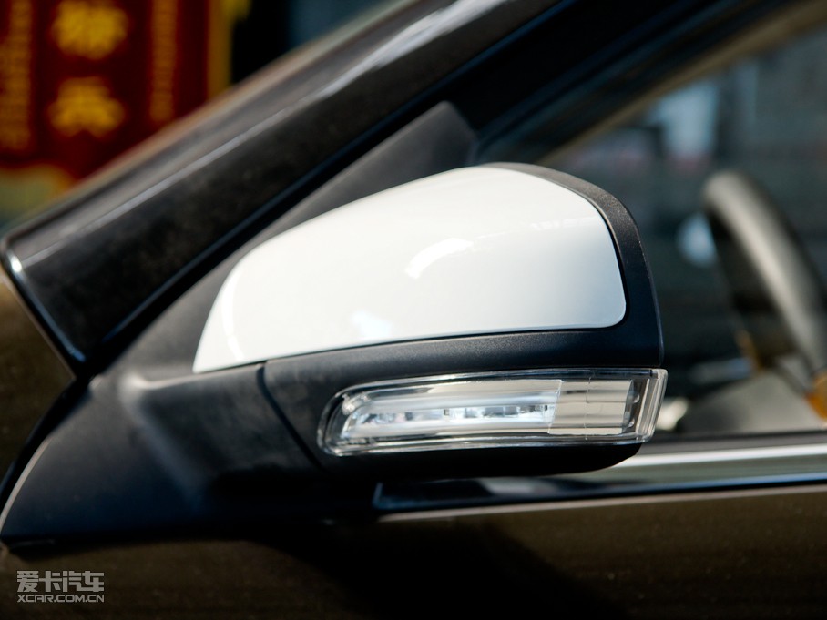 2010AECROSS w 1.5L ԄF