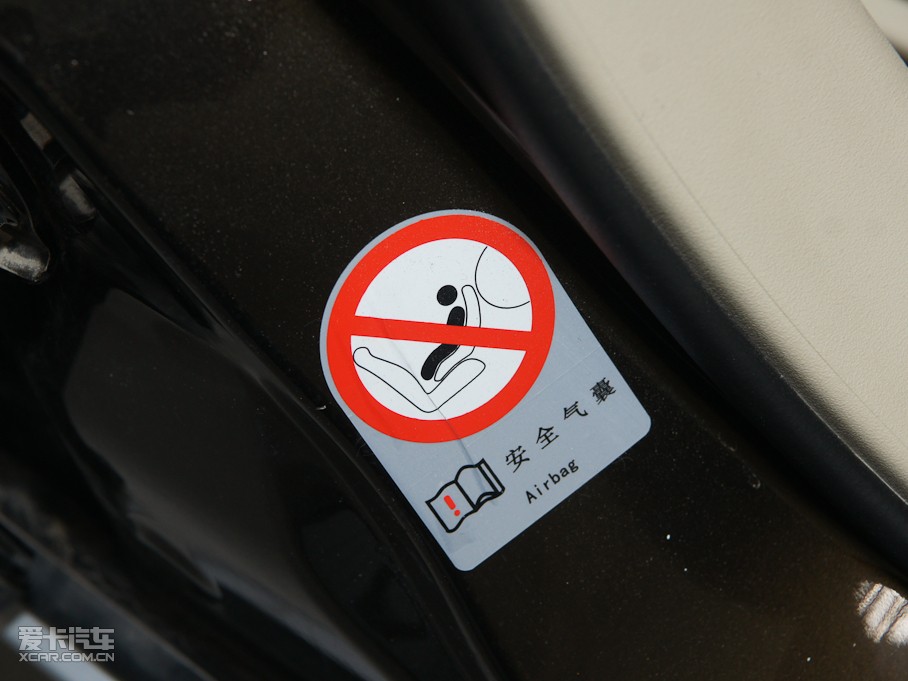 2010�����A�E��CROSS �w�� 1.5L �Ԅ�(d��ng)���F��