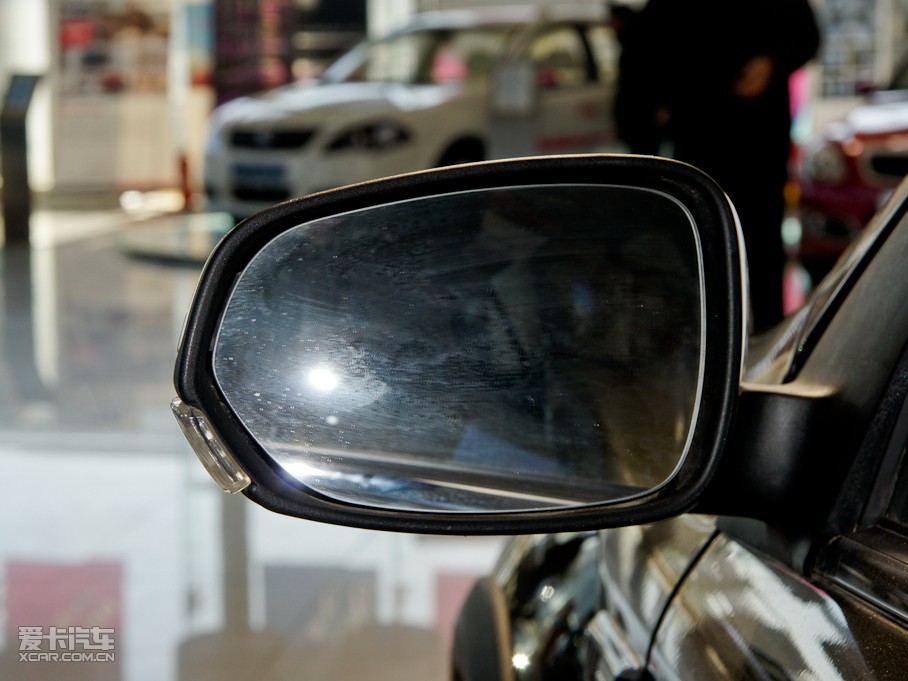 2010AECROSS w 1.5L ԄF