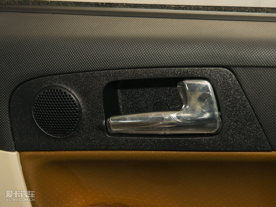 2010AECROSS w 1.5L ԄF