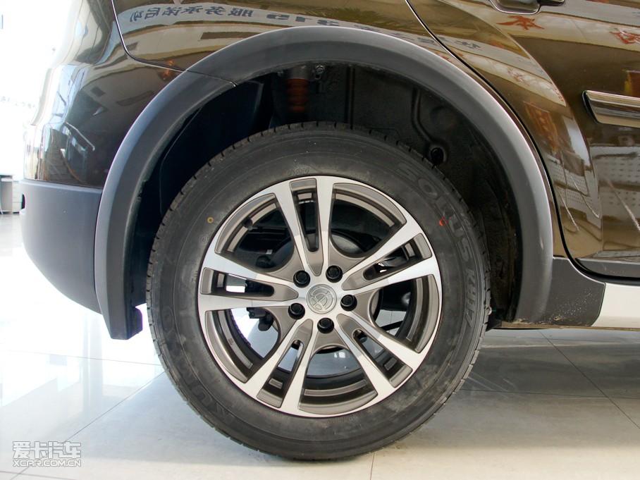 2010AECROSS w 1.5L ԄF