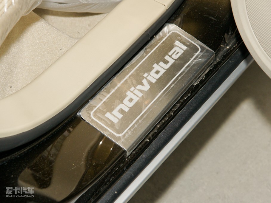 2010AECROSS w 1.5L ԄF