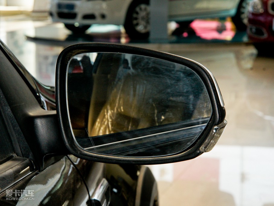 2010AECROSS w 1.5L ԄF