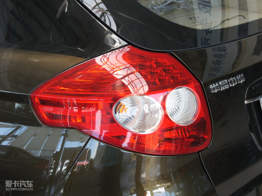 2010AECROSS w 1.5L ԄF