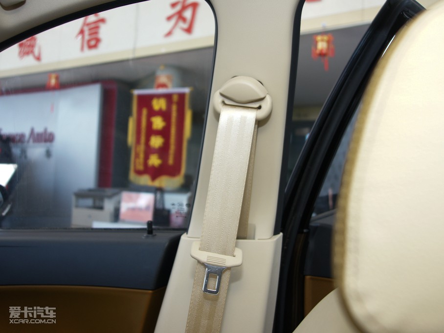 2010AECROSS w 1.5L ԄF