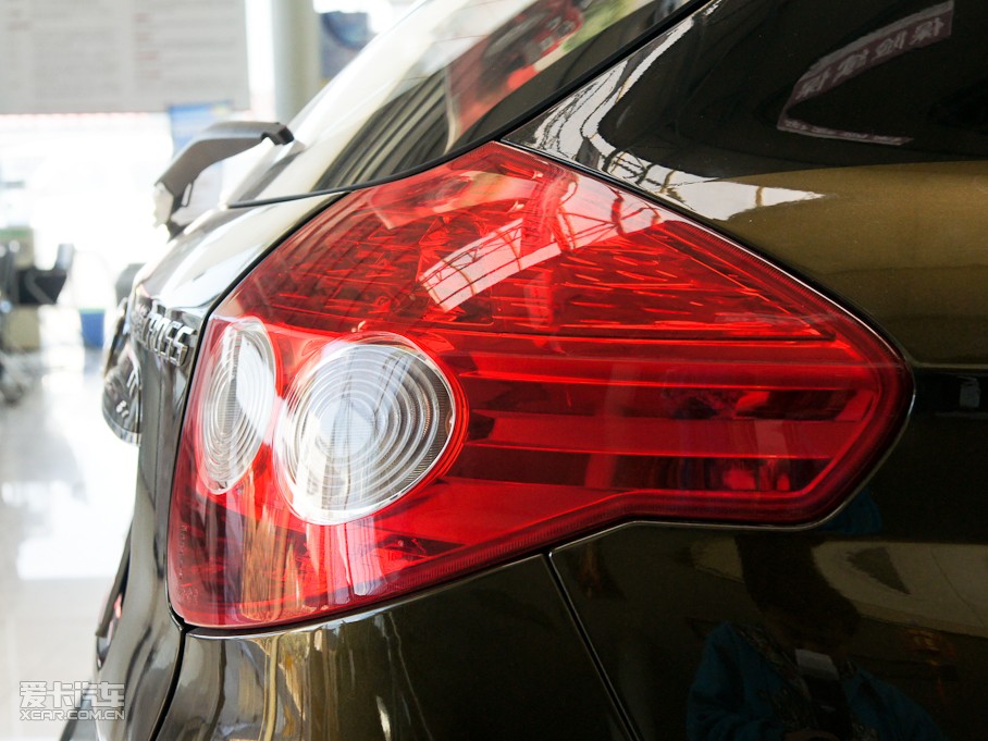 2010AECROSS w 1.5L Ԅ(dng)F