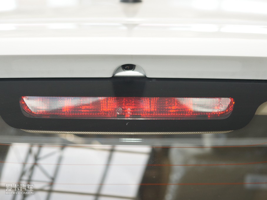 2010AECROSS w 1.5L ԄF