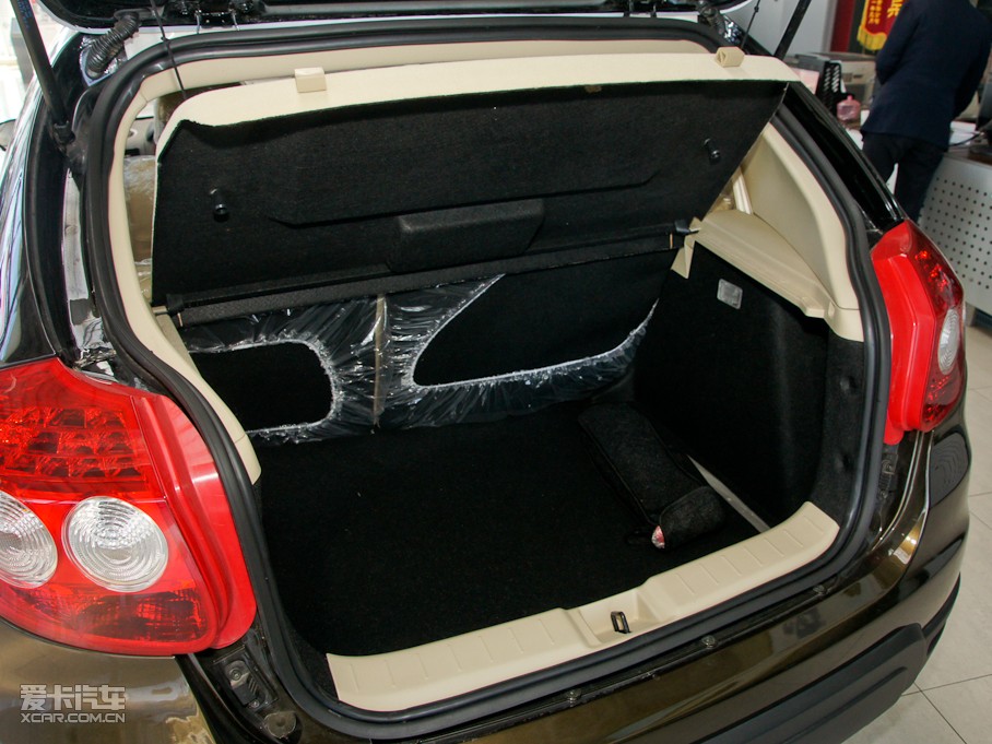 2010AECROSS w 1.5L ԄF