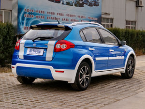 2010款飞炫 1.5L 手动时尚版 整体外观