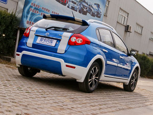 2010款飞炫 1.5L 手动时尚版 整体外观