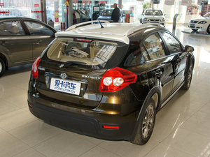2010款飞炫 1.5L 自动尊贵版 整体外观