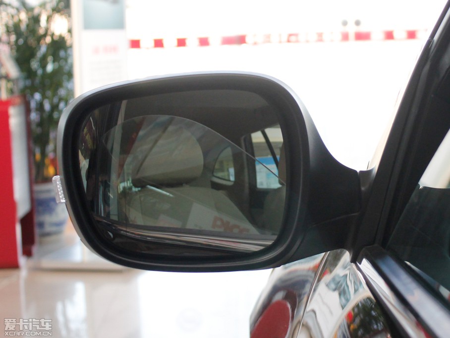 2012�����AV5 1.6L �ԄӺ��A��