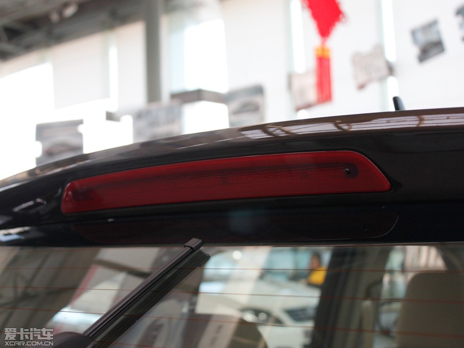 2012�����AV5 1.6L �ԄӺ��A��