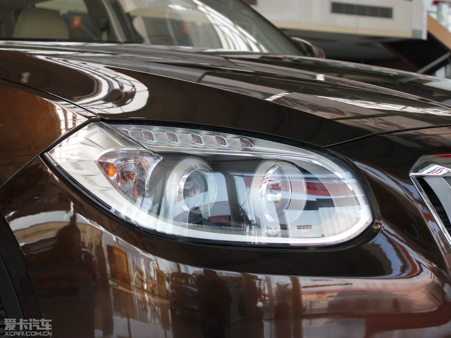 2012�����AV5 1.6L �ԄӺ��A��