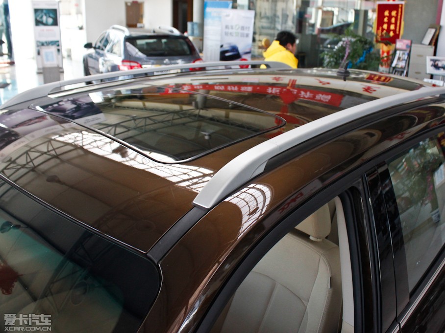 2012�����AV5 1.6L �ԄӺ��A��