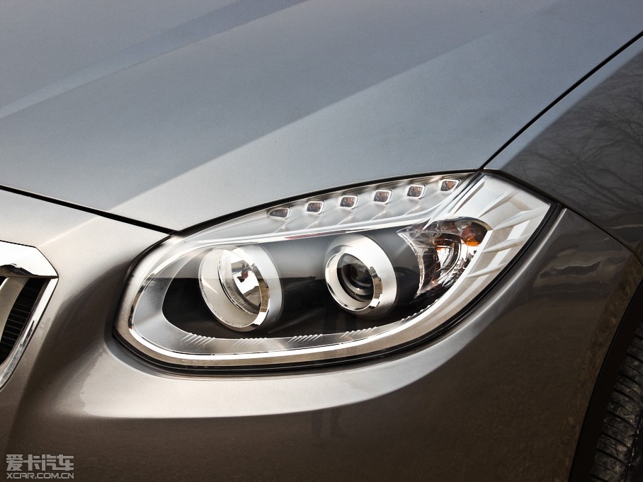 2012�����AV5 1.5T �Ԅ��\�Ӱ�