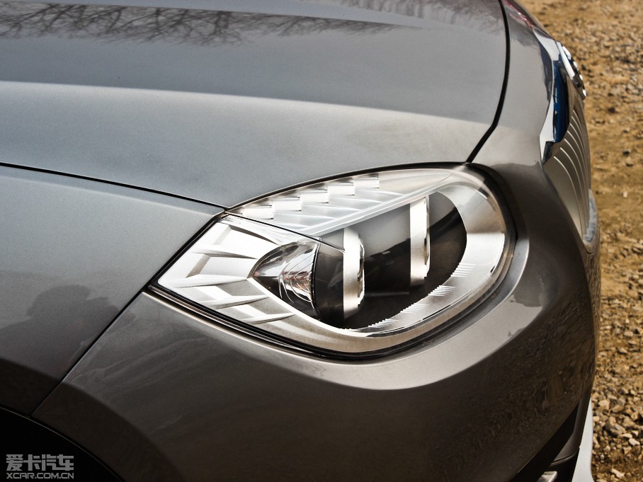 2012�����AV5 1.5T �Ԅ��\�Ӱ�