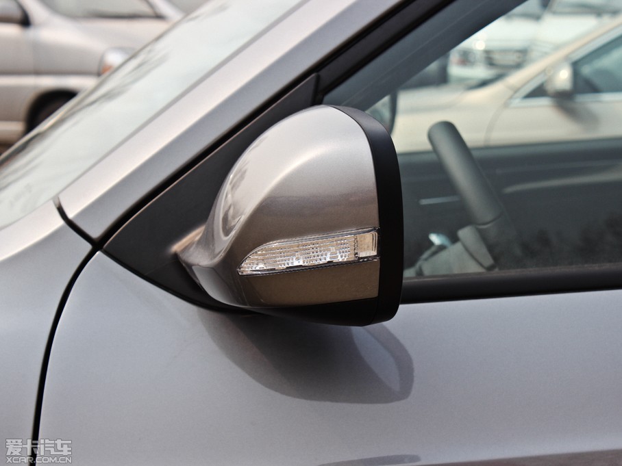 2012�����AV5 1.5T �Ԅ��\�Ӱ�