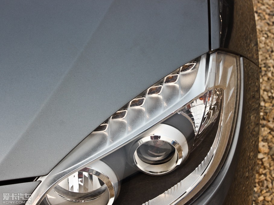 2012�����AV5 1.5T �Ԅ��\�Ӱ�