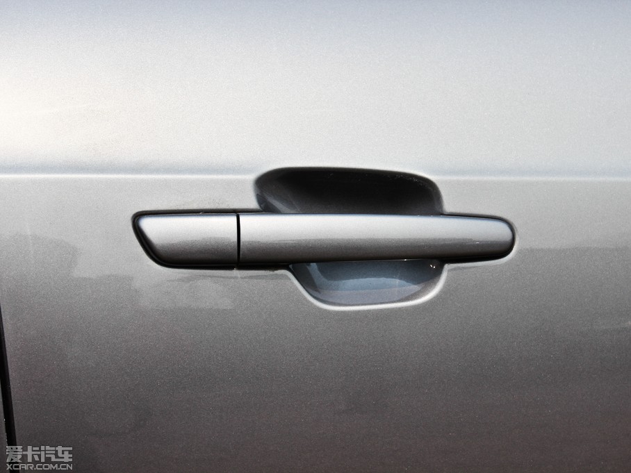 2012�����AV5 1.5T �Ԅ��\�Ӱ�