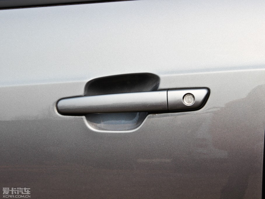 2012�����AV5 1.5T �Ԅ��\�Ӱ�