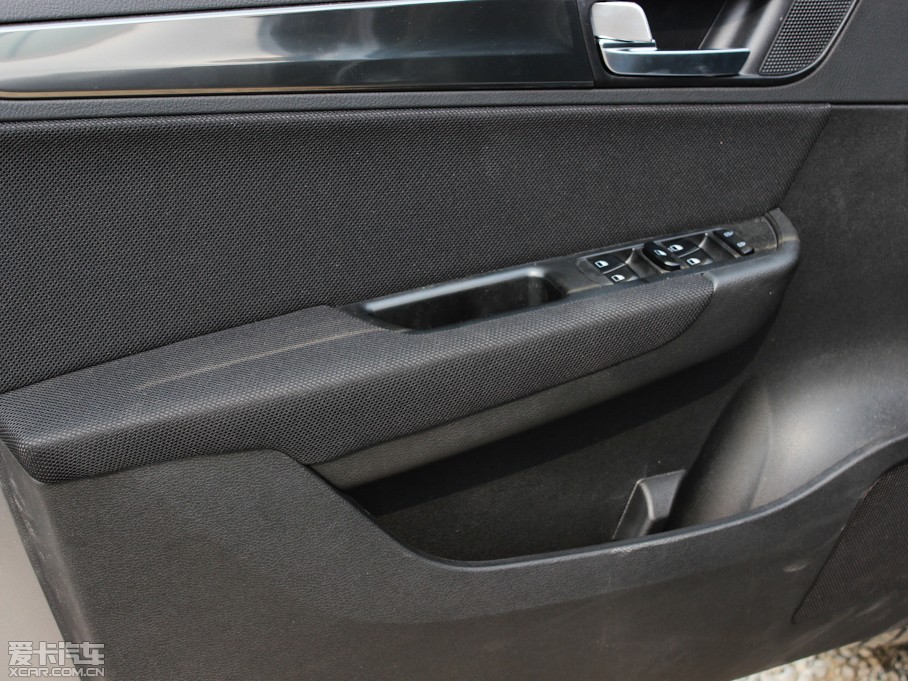 2012�����AV5 1.5T �Ԅ��\�Ӱ�