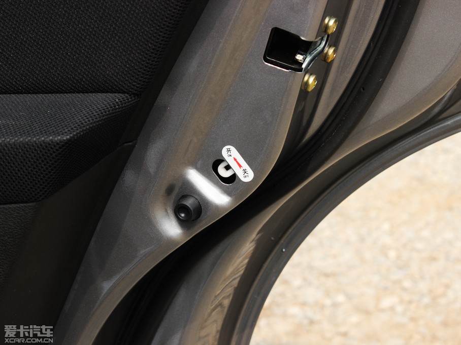 2012�����AV5 1.5T �Ԅ��\�Ӱ�