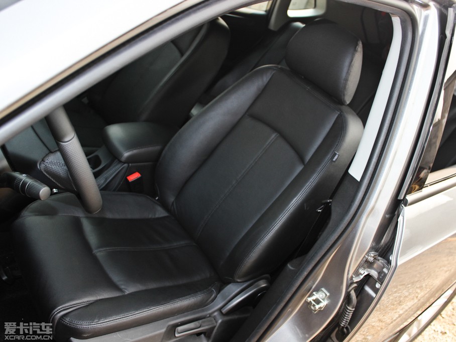 2012�����AV5 1.5T �Ԅ��\�Ӱ�