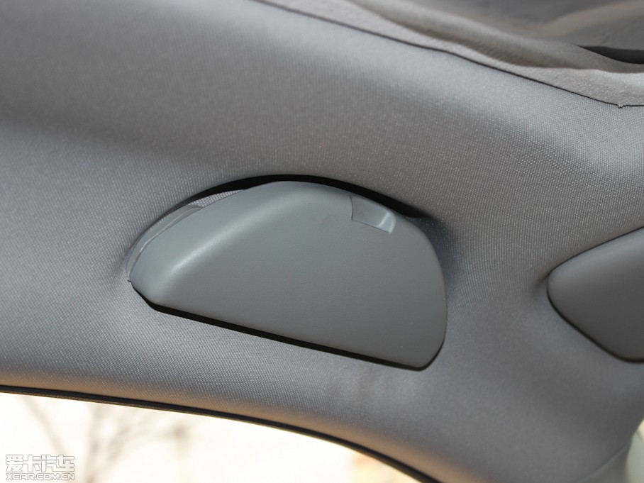 2012�����AV5 1.5T �Ԅ��\�Ӱ�