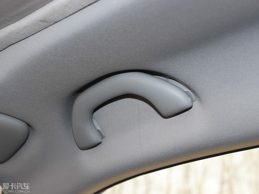 2012�����AV5 1.5T �Ԅ��\�Ӱ�