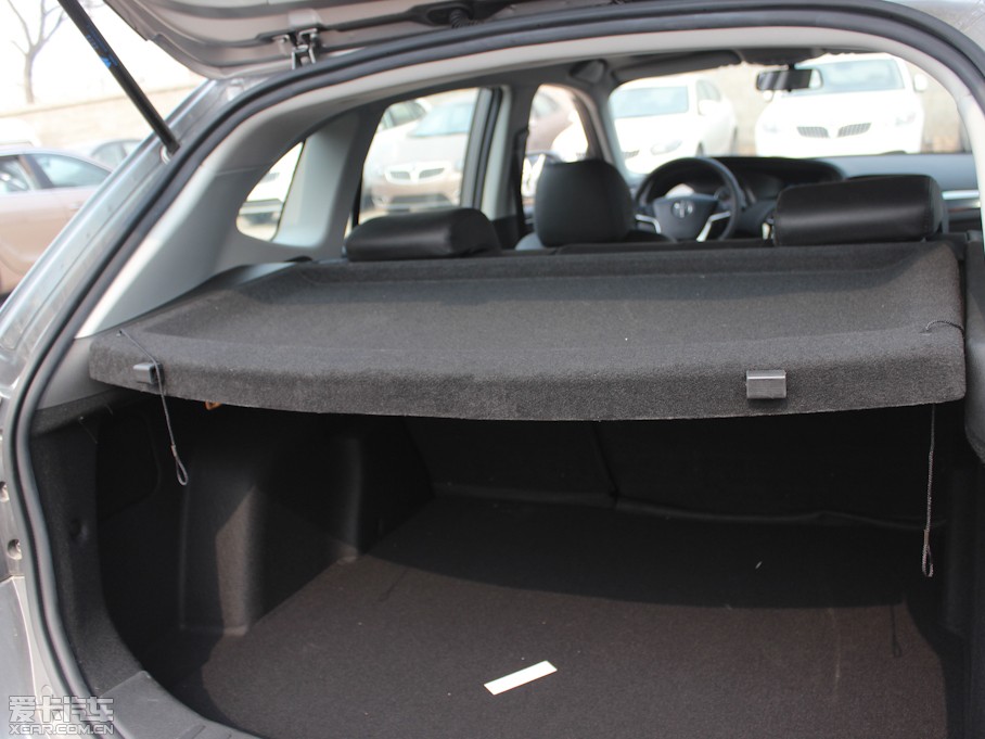 2012�����AV5 1.5T �Ԅ��\�Ӱ�