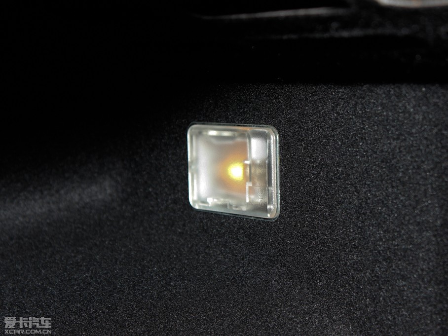 2012�����AV5 1.5T �Ԅ��\�Ӱ�