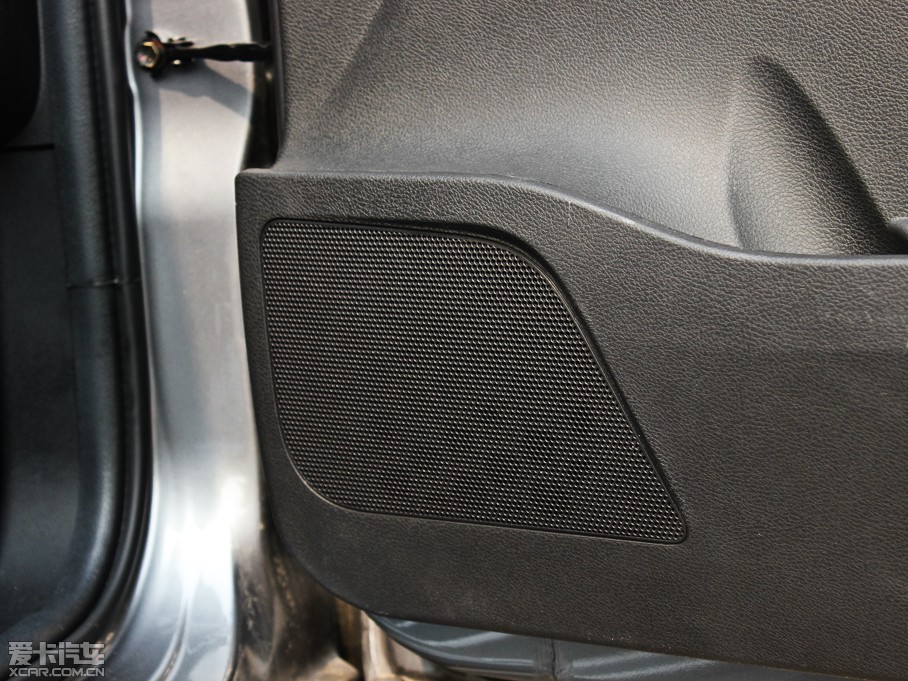 2012�����AV5 1.5T �Ԅ��\�Ӱ�