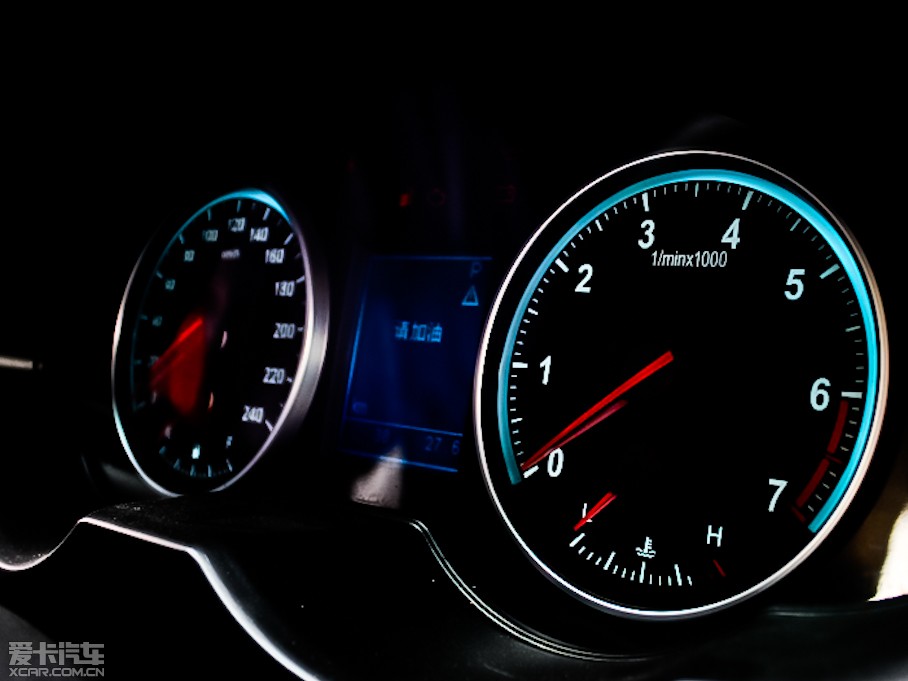 2012�����AV5 1.5T �Ԅ��\�Ӱ�